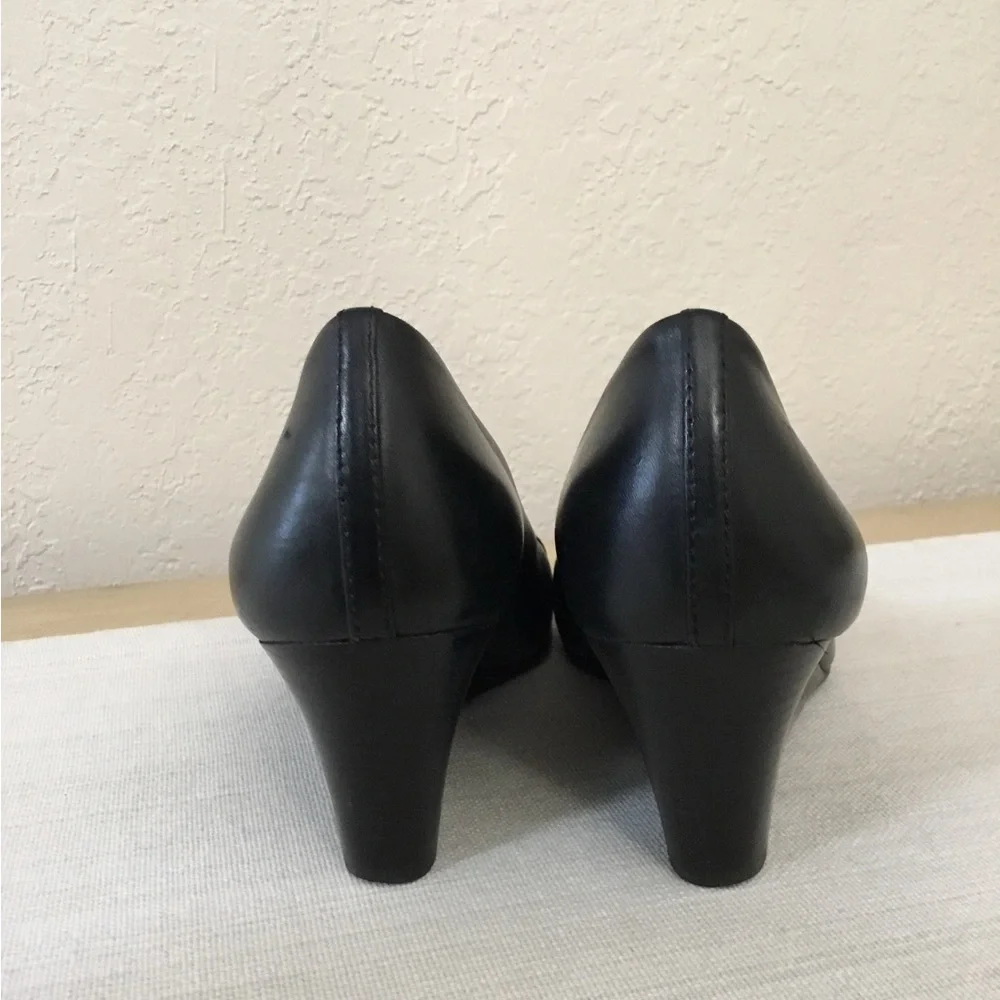 Tory Burch Pacey wedges Black Patent Leather Cap Toe Shoes For Woman Size 8M - Picture 6 of 13